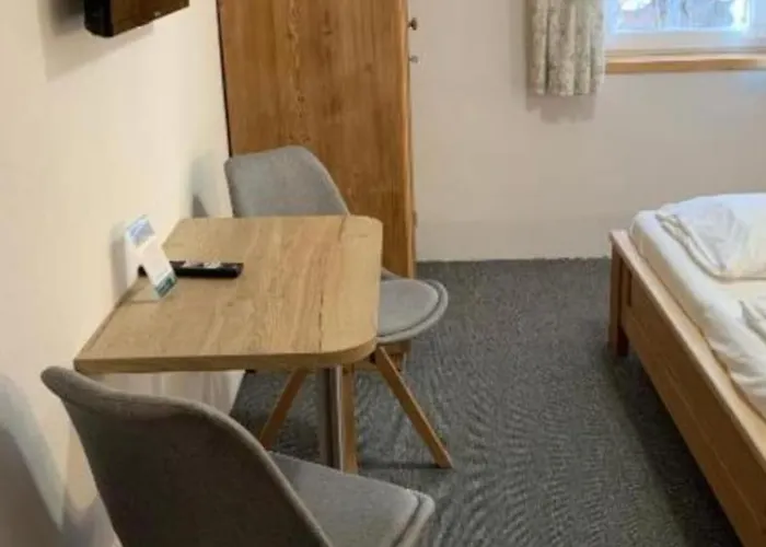 Rheinischer Hof Homestay